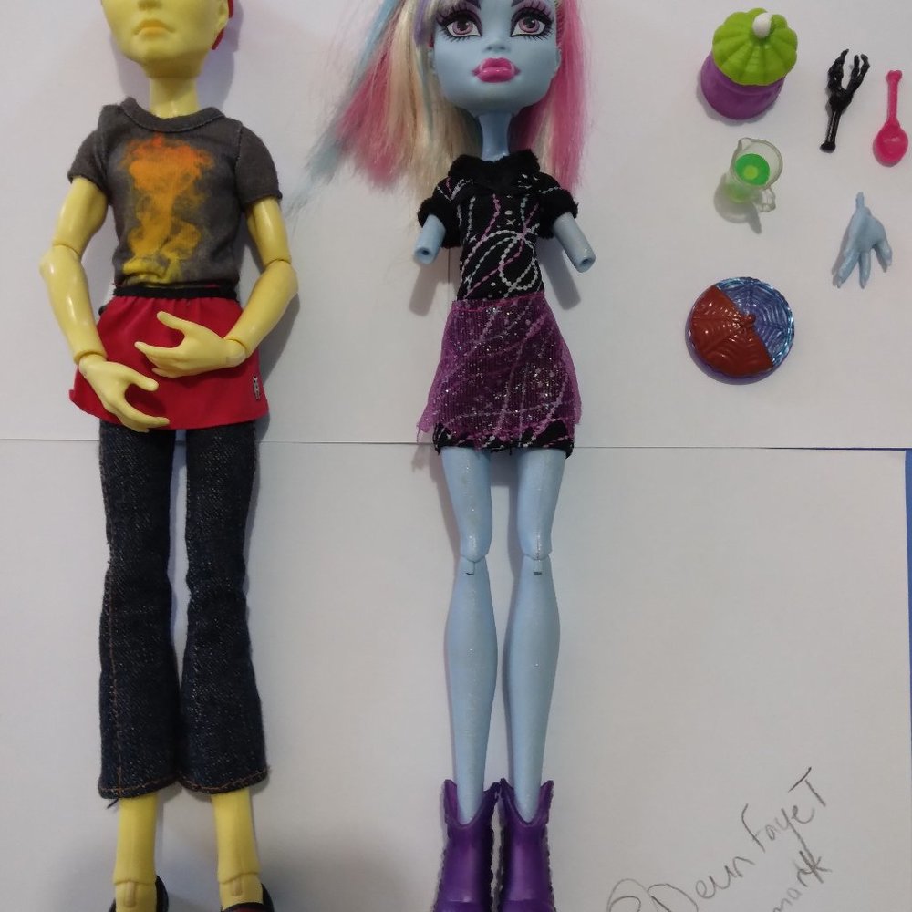 Monster High Home Ick two pack Abbey and heath